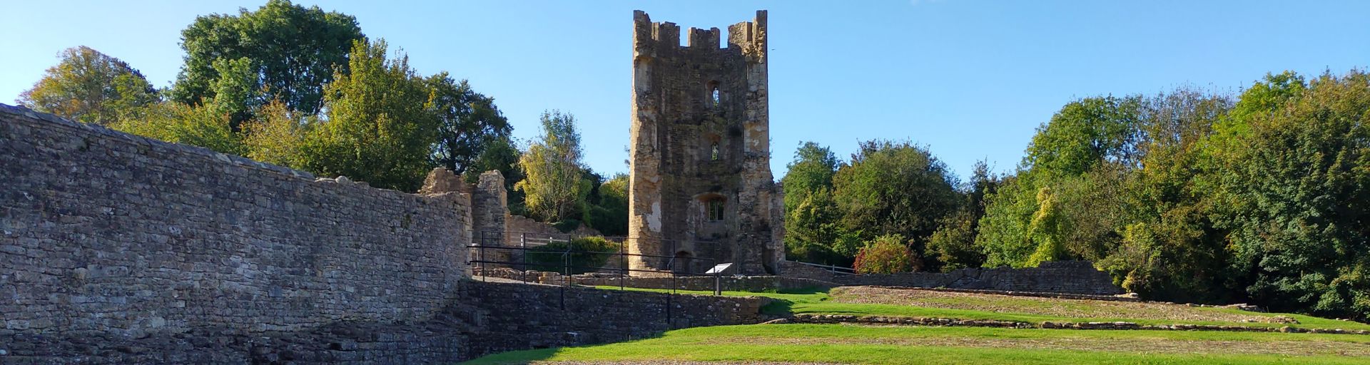 Farleigh Hungerford Castle 1