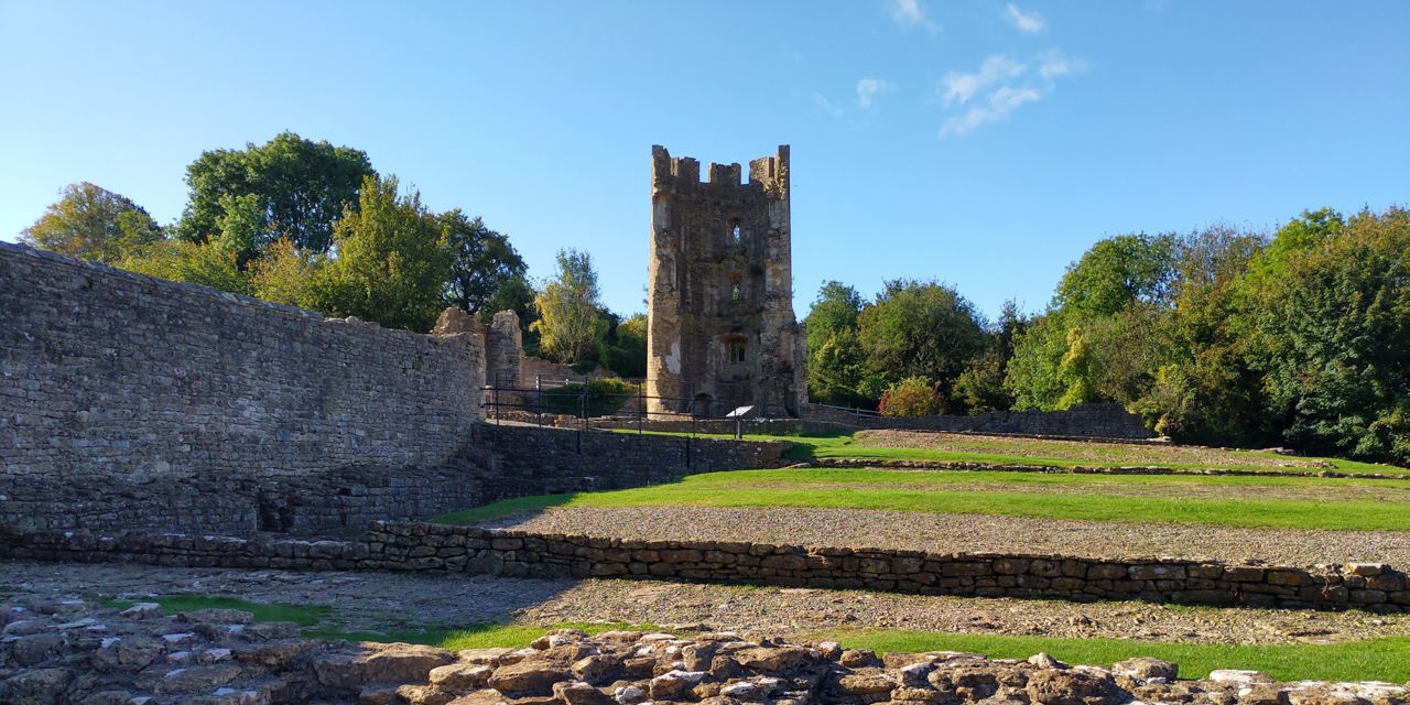 Photo of Farleigh Hungerford Castle