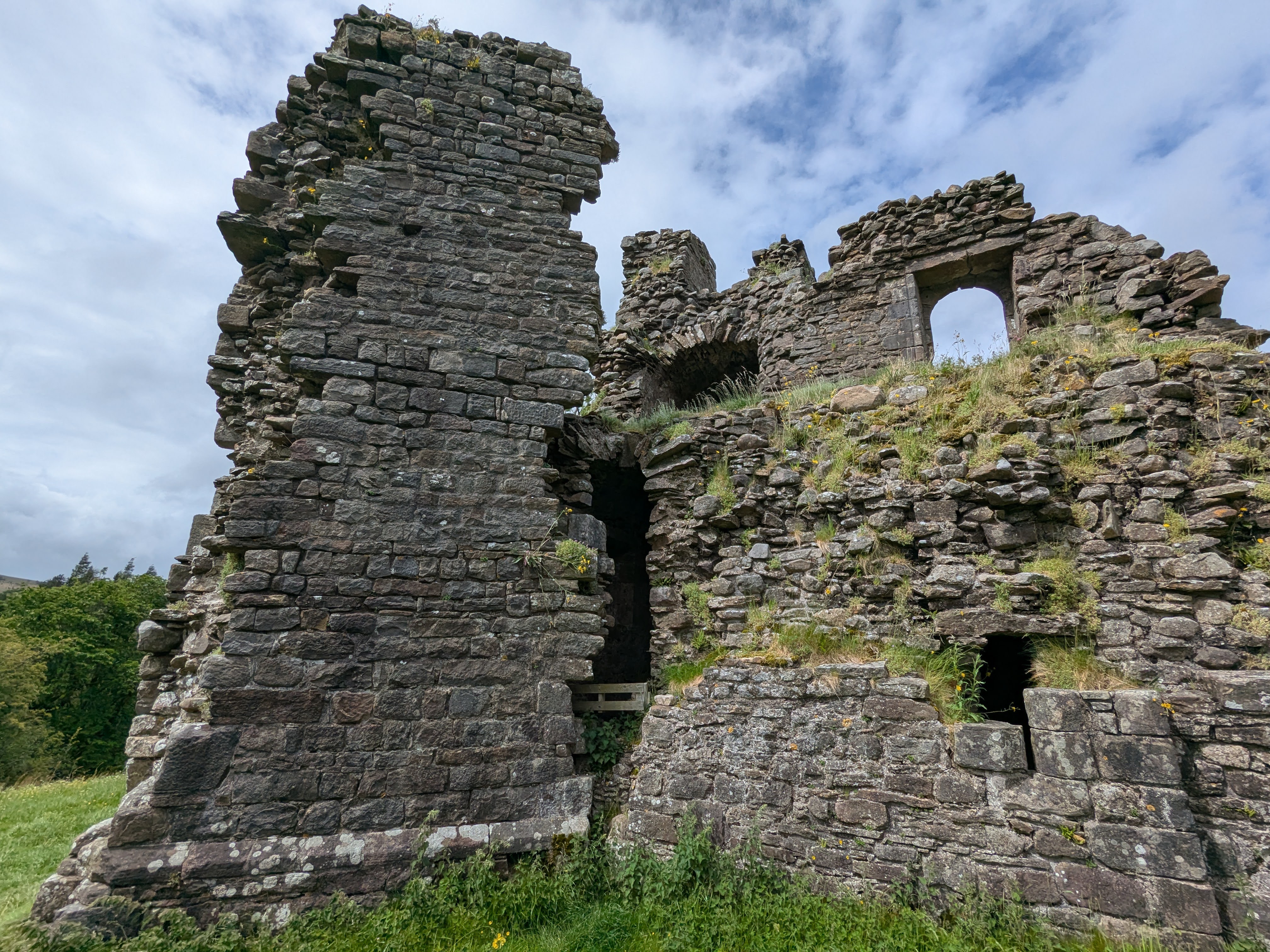 Pendragon Castle - Garderobe Tower