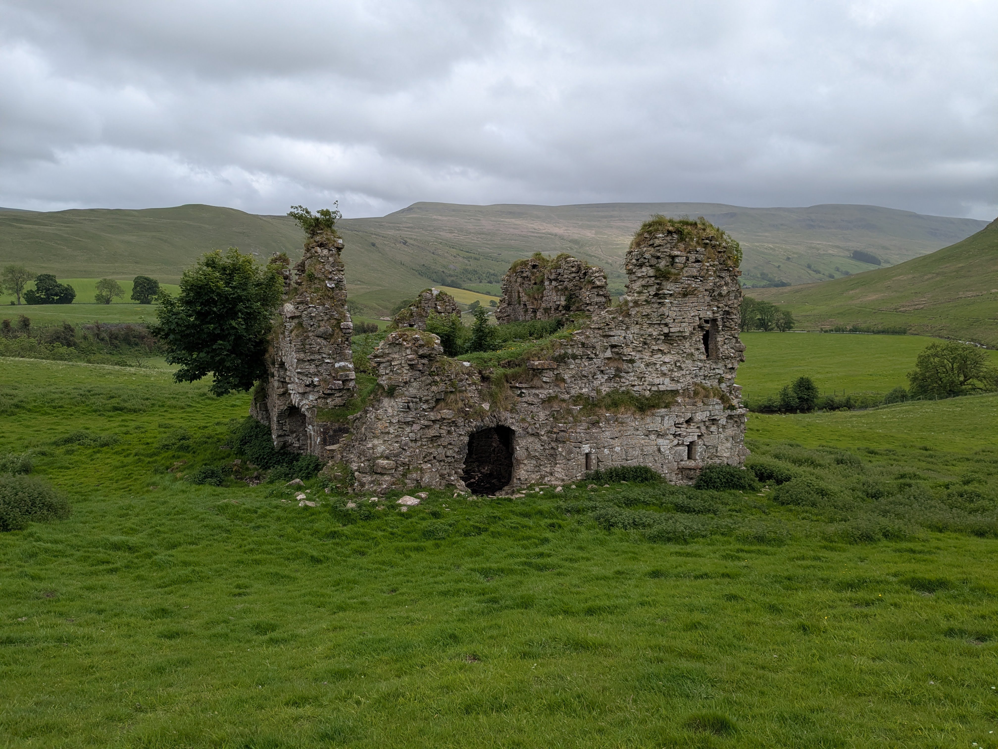Lammerside Castle - Mallerstang Valley