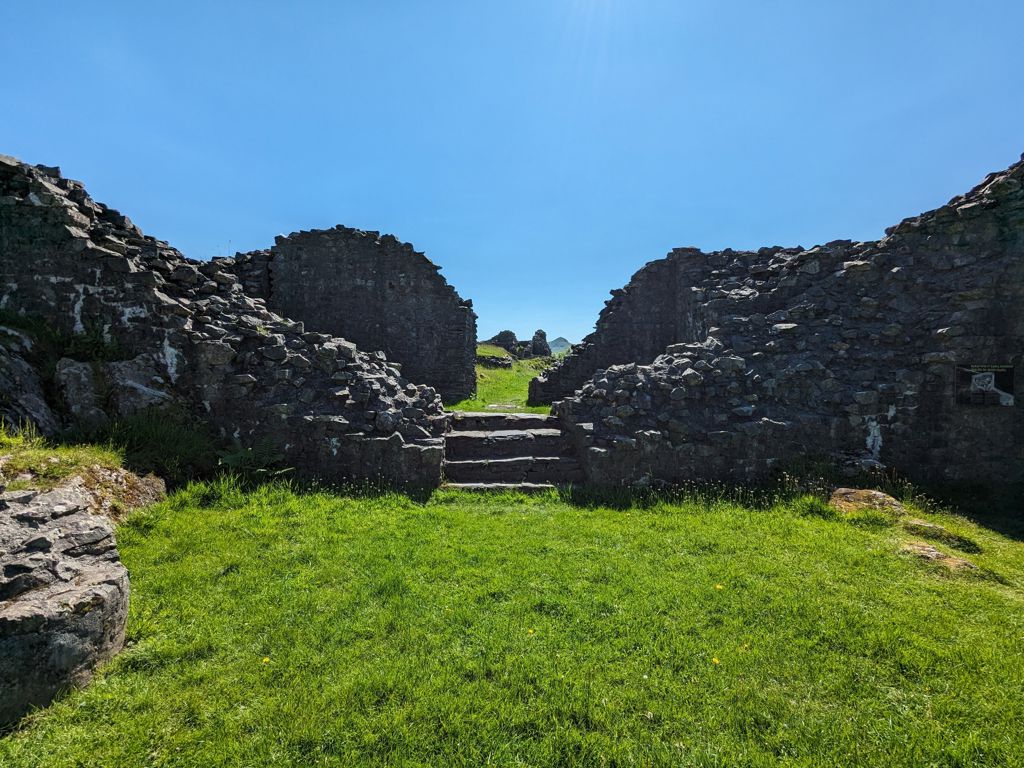 Castell y Bere - Ruins 1