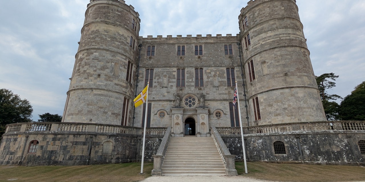 Photo of Lulworth Castle