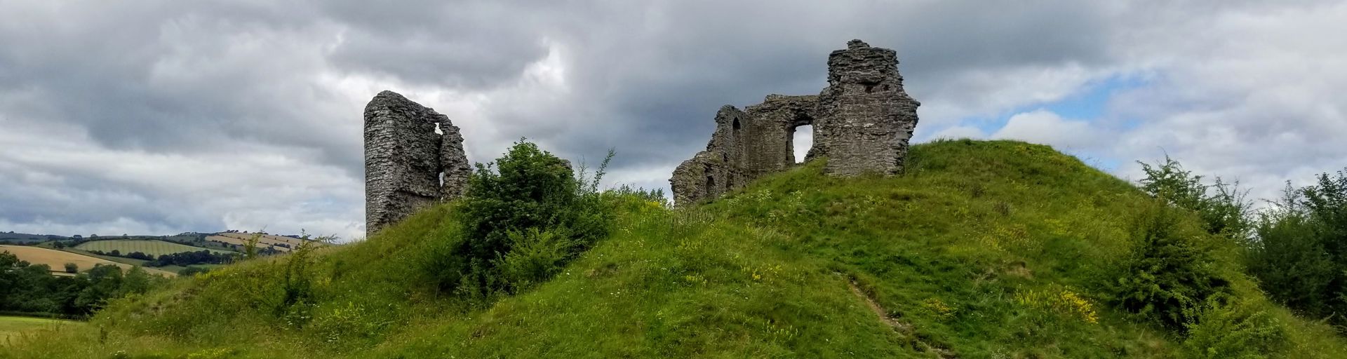 Clun Castle 1
