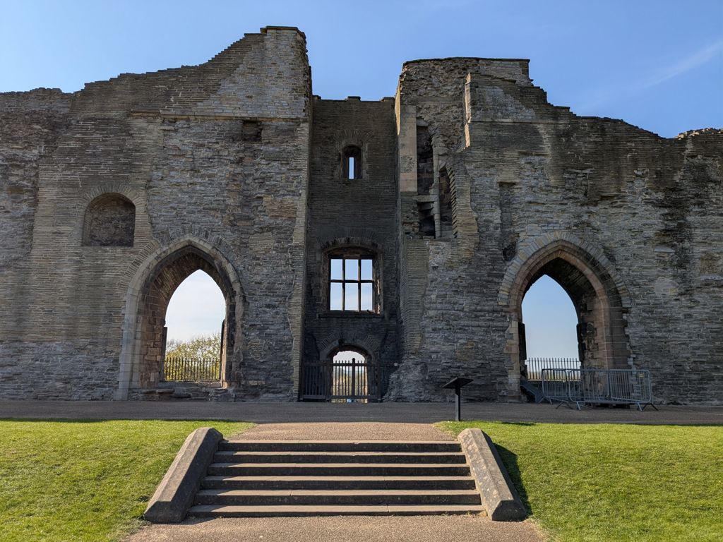 Newark Castle - Central Tower